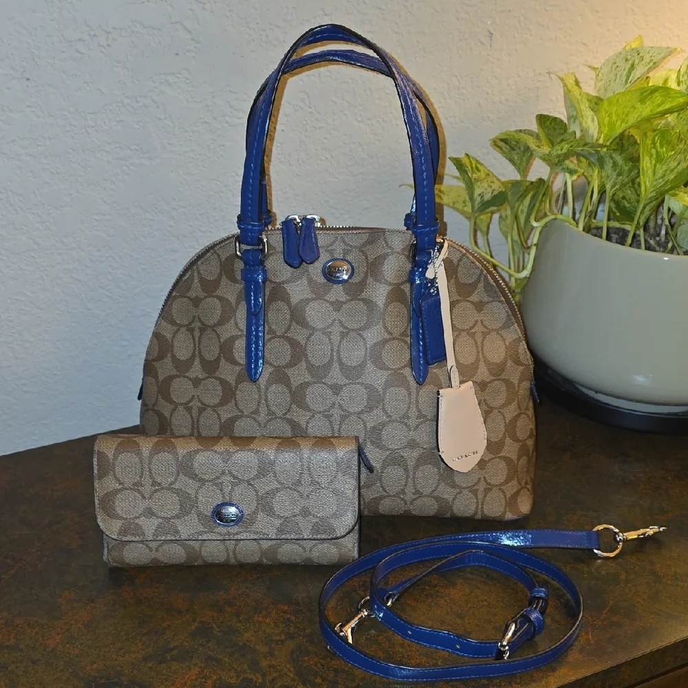 Coach Peyton Signature Cora Domed Satchel - Picture 1 of 16
